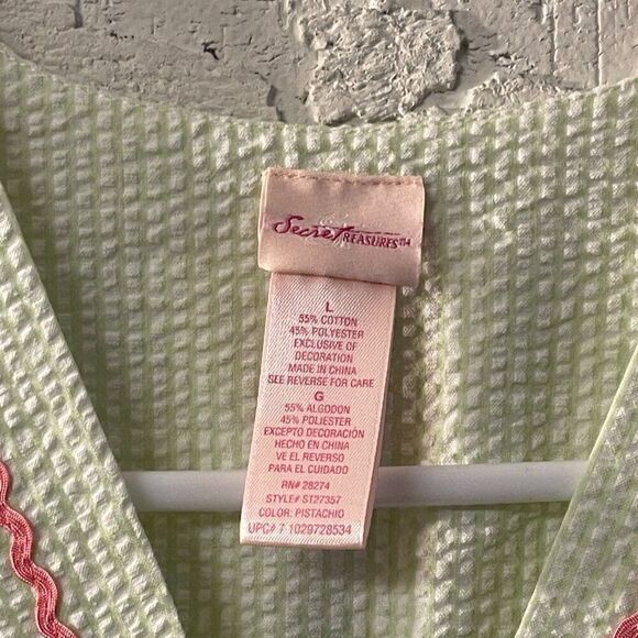 Vintage Mint Green FLoral Embroidered Secret treasure nightgown Mumuu large - Picture 4 of 7